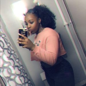 Meet your Posher, Alnisa